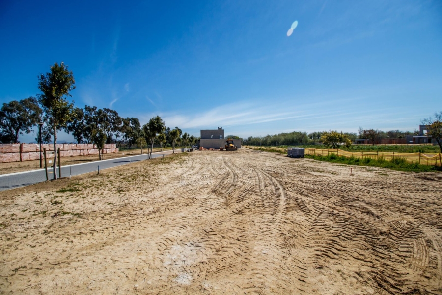  Bedroom Property for Sale in Croydon Gardens Estate Western Cape